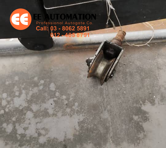 Autogate Wheel Damaged Shah Alam