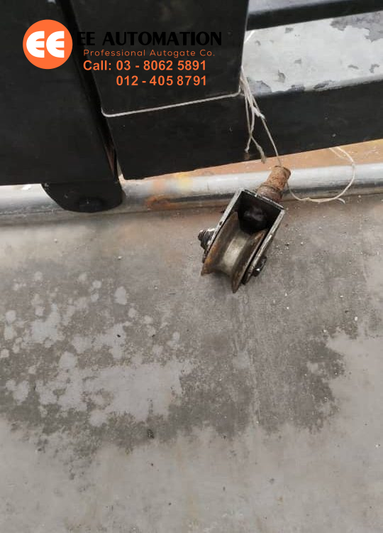 Autogate Wheel Damaged Shah Alam