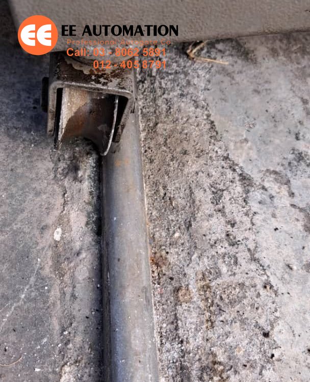 Auto Gate Wheel Jump Off Track Segambut