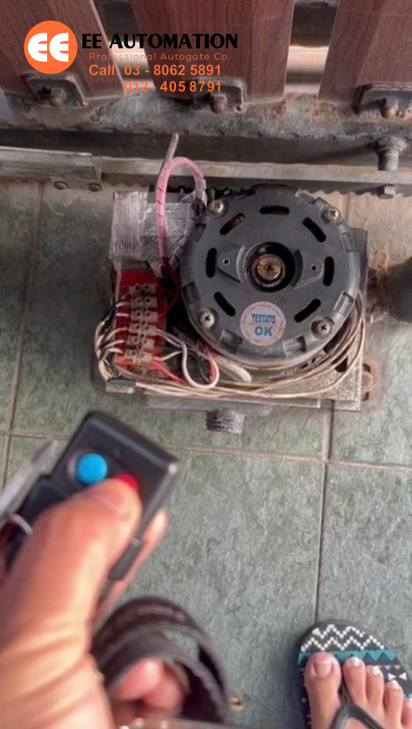 Baiki Sliding Autogate Remote Kajang
