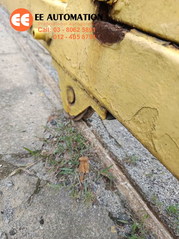 Replace Sliding Gate Roller Repair Batu Caves