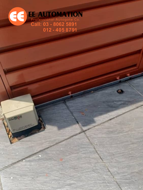 Pasang Sliding Autogate Motor Baru Taman Melawati