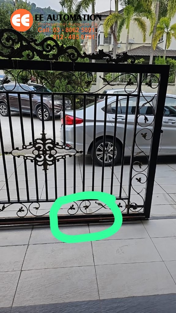 Sliding Auto Gate Wheel Repair