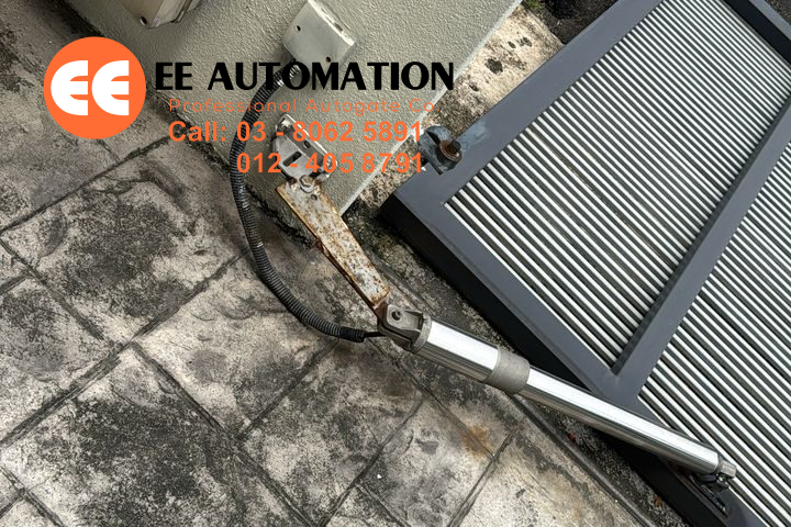 Swing Auto Gate Bearing Repair Ampang