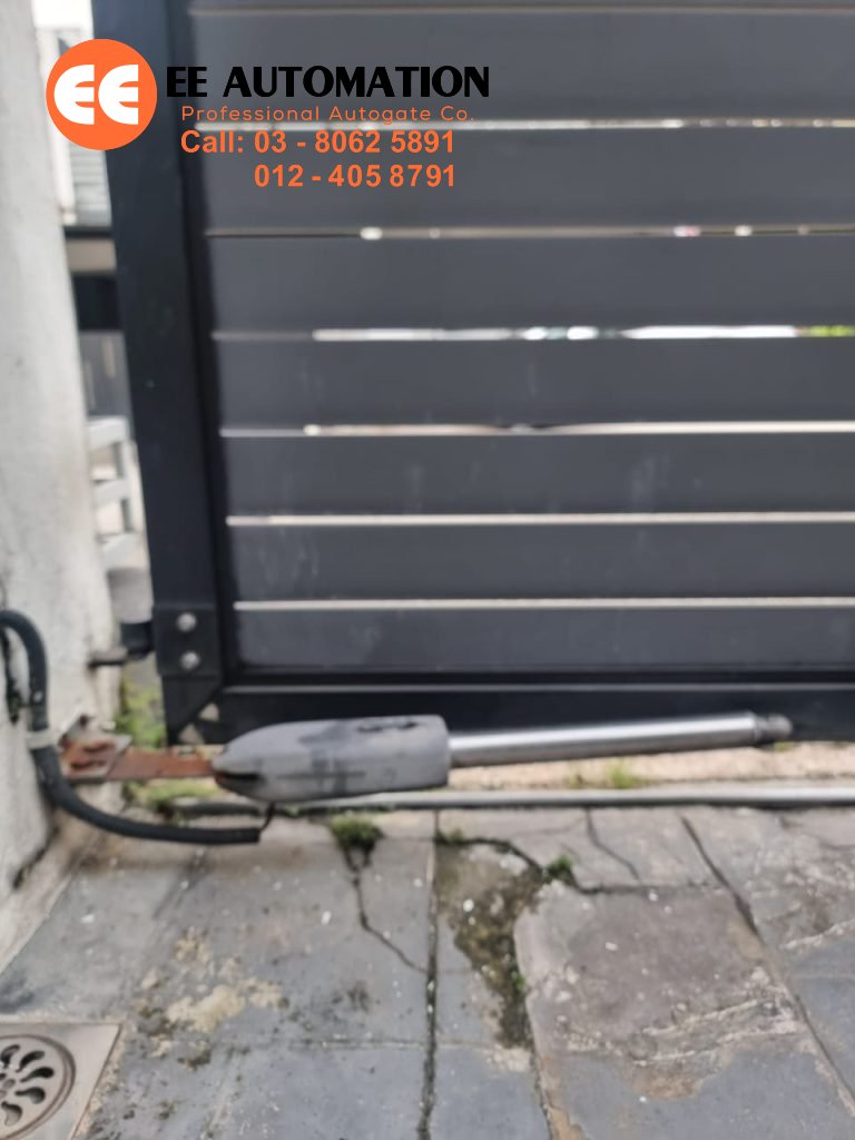 Baiki Dnor Autogate Puchong