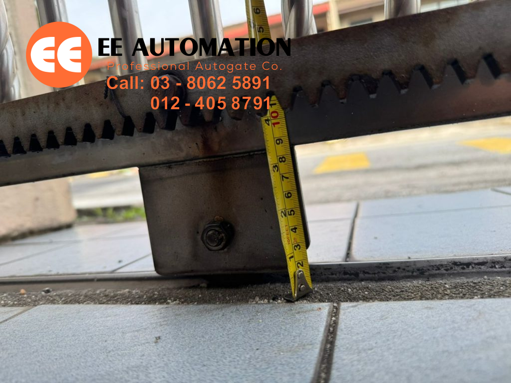Replace Sliding Gate Wheel Petaling Jaya